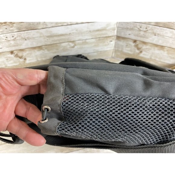 SKIP HOP DIAPER BAG Messenger Adjustable Duo Signature Grey & Green Changing Pad - Picture 9 of 15
